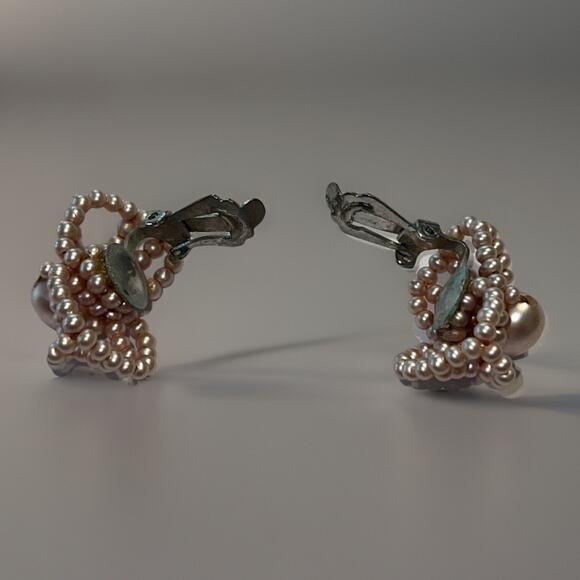 Vintage MCM Champagne Cluster Earrings - Clip-Ons Costume Beaded Glam - 1" - Picture 2 of 5